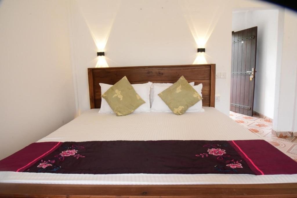 Turtle Bay Hotel Hikkaduwa Exterior photo